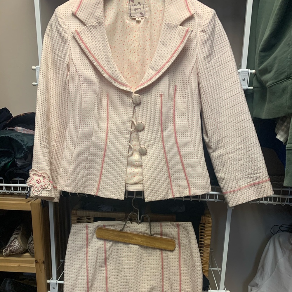 Nanette Lepore pink skirt suit sz 6